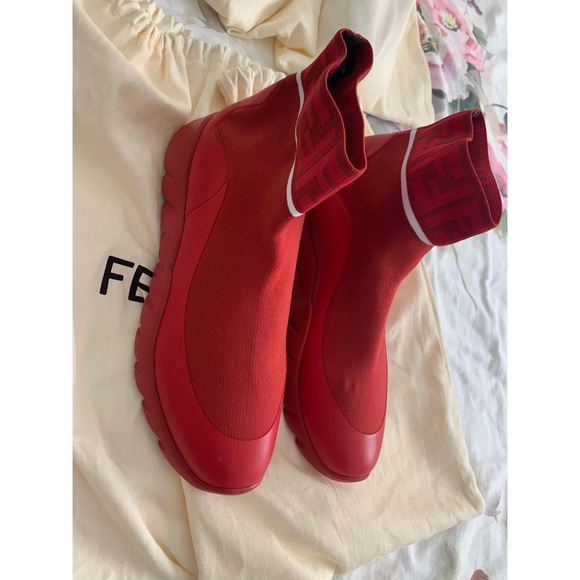 ❗️SOLDOUT ❗️Fendi sock logo sneakers - Picture 4 of 8